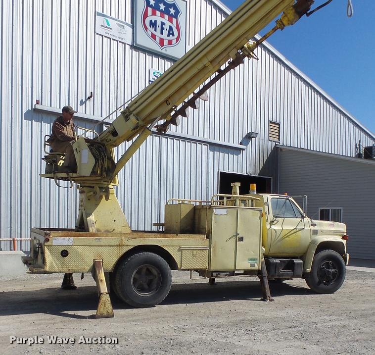 image for item DA3367 1979 Chevrolet C70 digger derrick truck