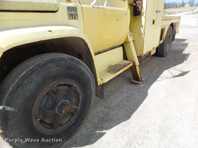 image for item DA3367 1979 Chevrolet C70 digger derrick truck