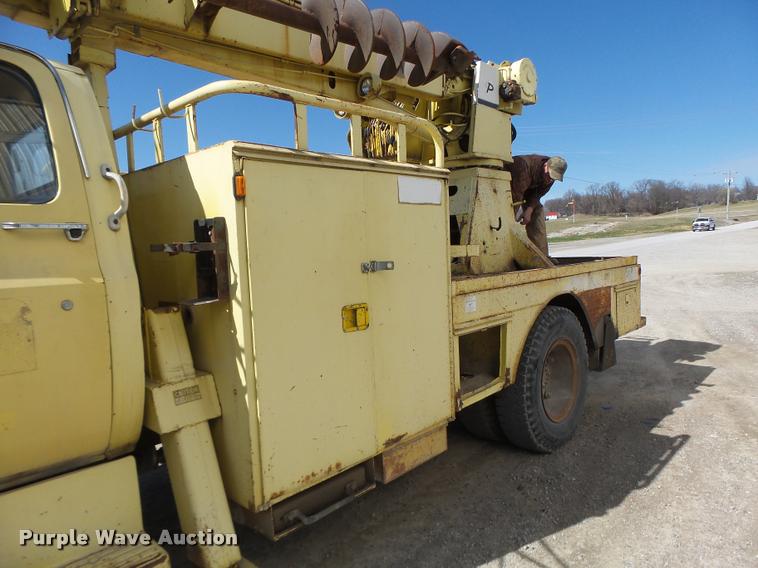 image for item DA3367 1979 Chevrolet C70 digger derrick truck