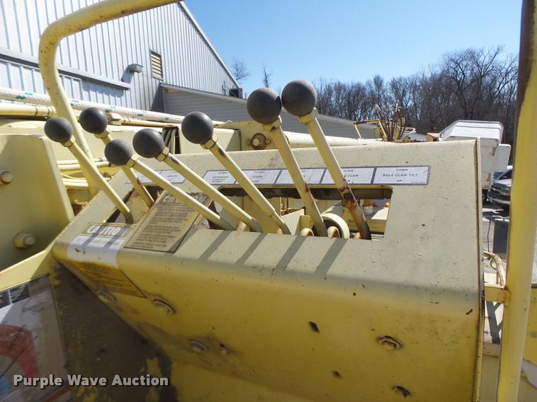 image for item DA3367 1979 Chevrolet C70 digger derrick truck