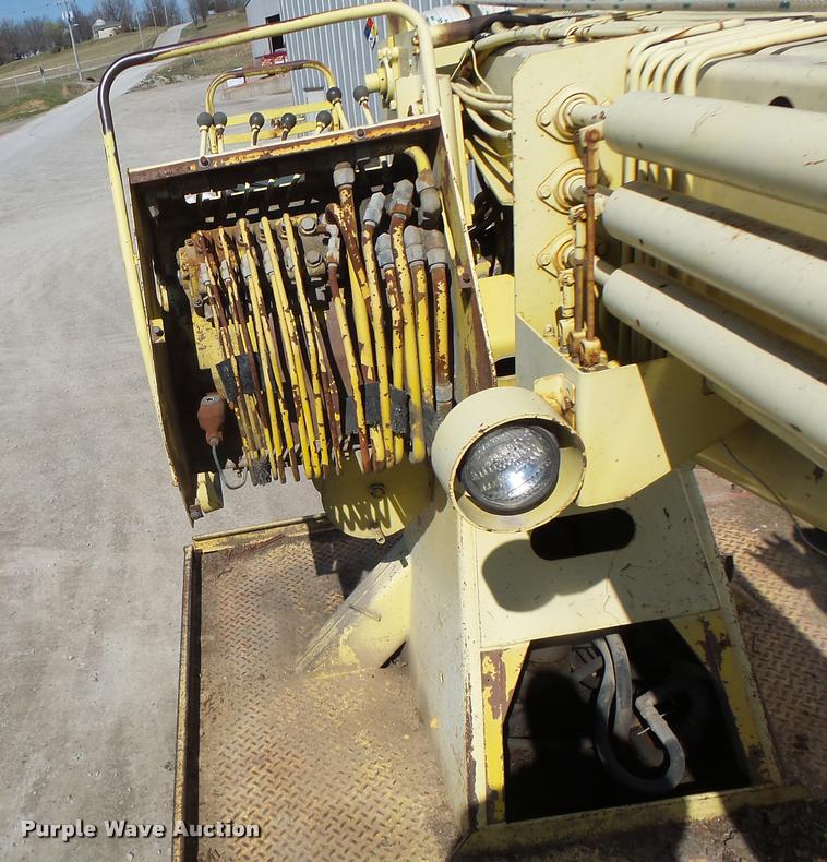 image for item DA3367 1979 Chevrolet C70 digger derrick truck