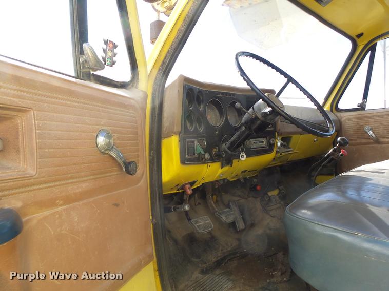 image for item DA3367 1979 Chevrolet C70 digger derrick truck