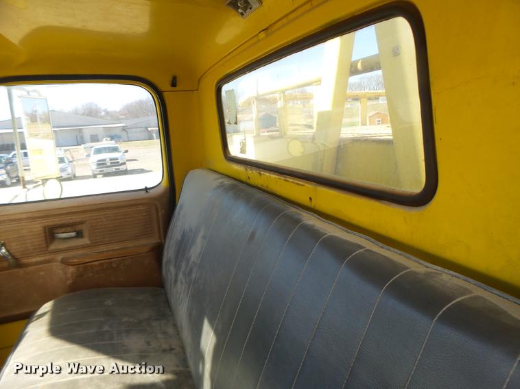 image for item DA3367 1979 Chevrolet C70 digger derrick truck