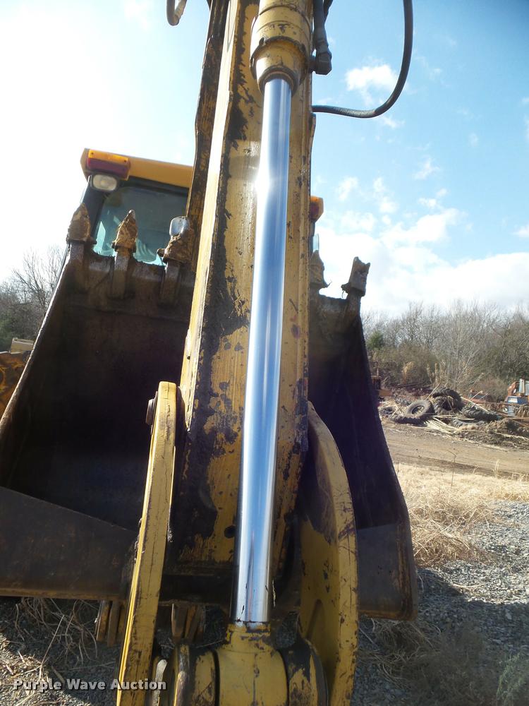 image for item DA5223 1997 John Deere 310E backhoe