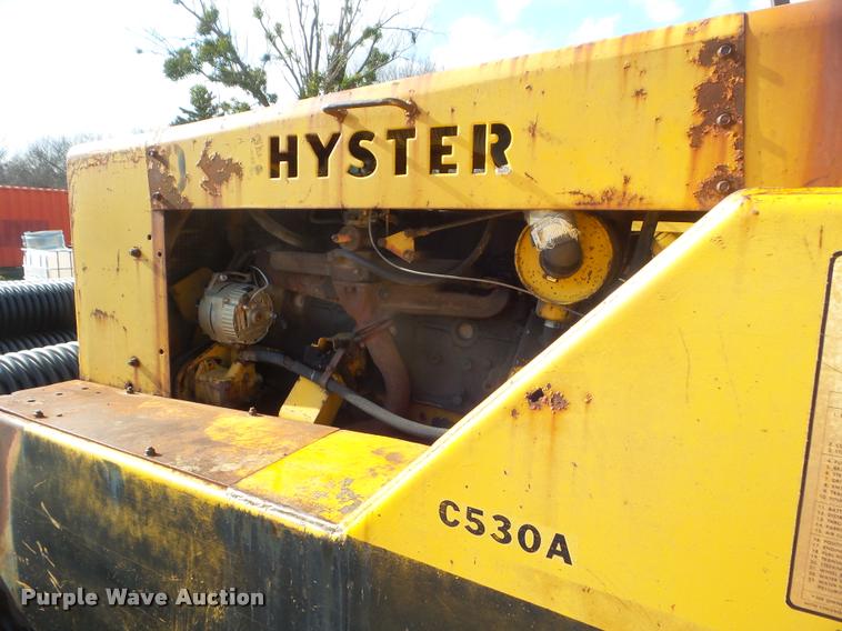 image for item DA5224 Hyster C530A pneumatic roller