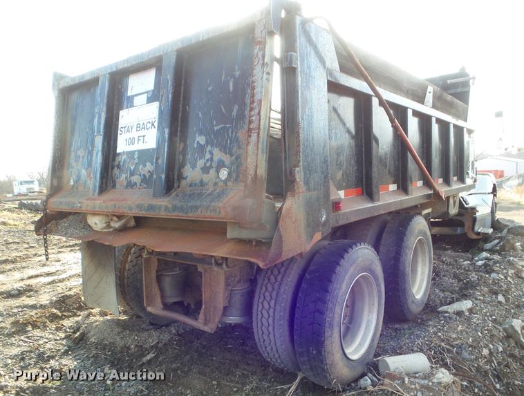 image for item DA5228 1995 Freightliner FLD112 dump truck