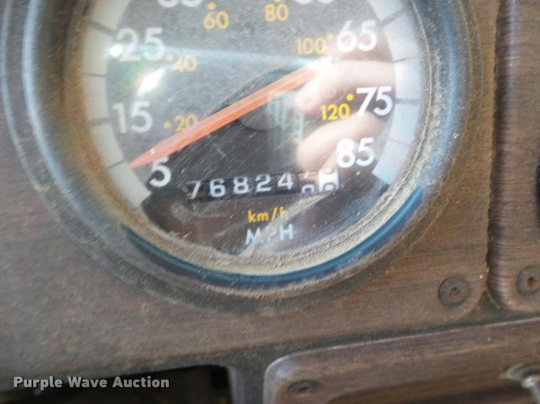 image for item DA5228 1995 Freightliner FLD112 dump truck