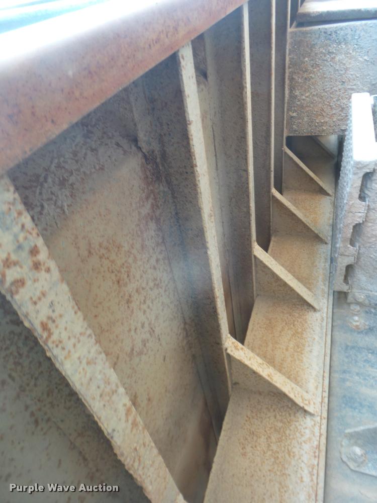 image for item DA5228 1995 Freightliner FLD112 dump truck