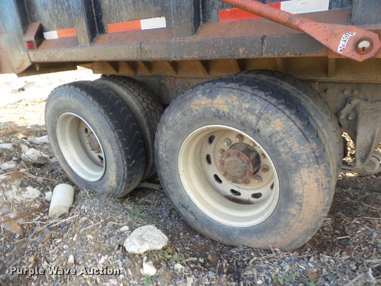 image for item DA5228 1995 Freightliner FLD112 dump truck