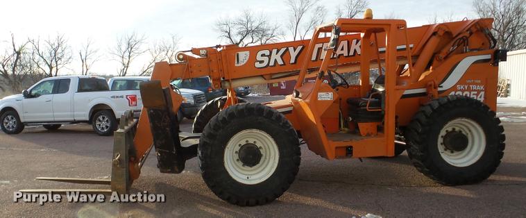 image for item DA7293 2000 Sky Trak 10542 telehandler