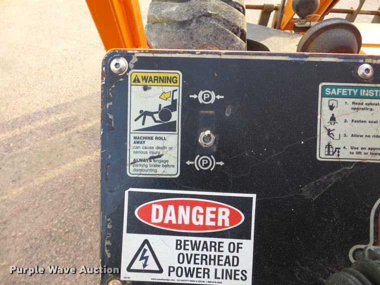 image for item DA7293 2000 Sky Trak 10542 telehandler