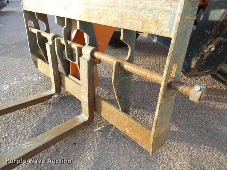 image for item DA7293 2000 Sky Trak 10542 telehandler