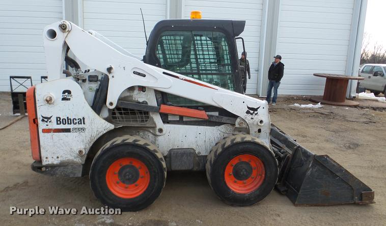 image for item DA7302 2014 Bobcat S750 skid steer
