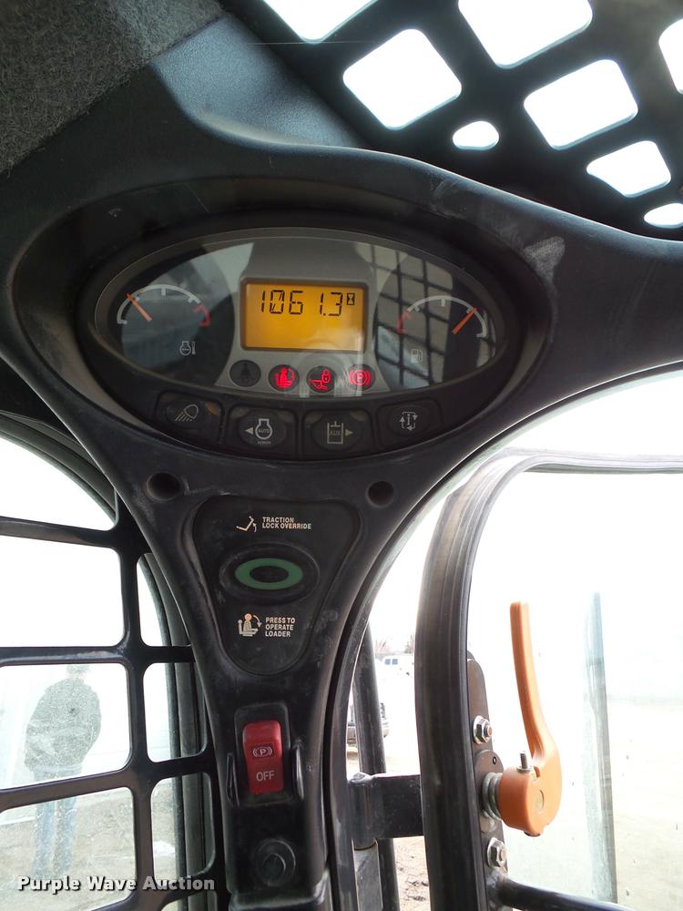 image for item DA7302 2014 Bobcat S750 skid steer