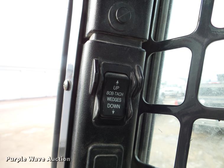 image for item DA7302 2014 Bobcat S750 skid steer