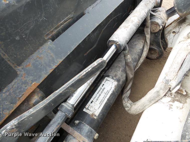 image for item DA7302 2014 Bobcat S750 skid steer