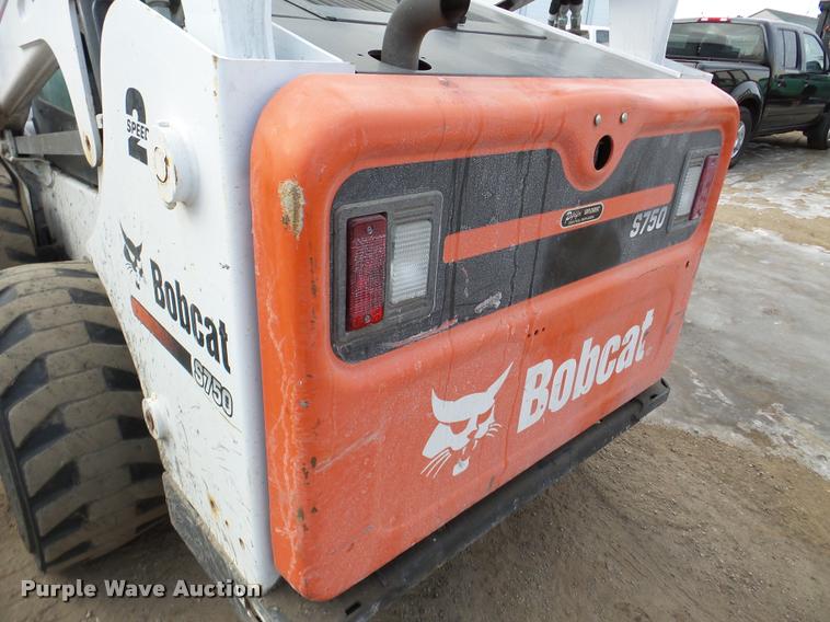 image for item DA7302 2014 Bobcat S750 skid steer