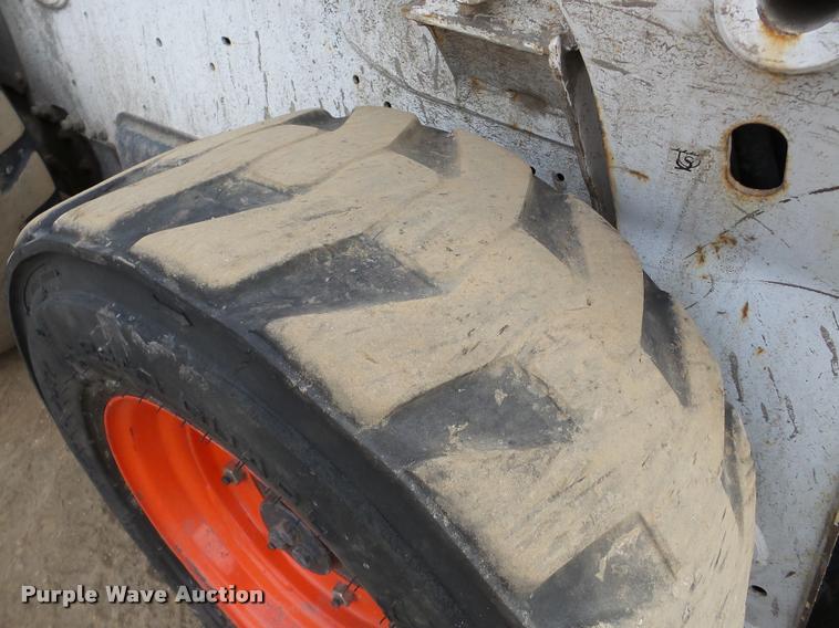 image for item DA7302 2014 Bobcat S750 skid steer