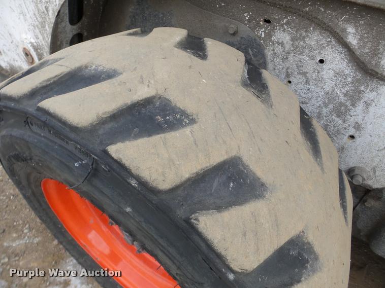 image for item DA7302 2014 Bobcat S750 skid steer