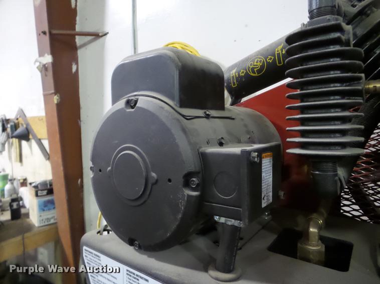 image for item DA7312 North Star air compressor