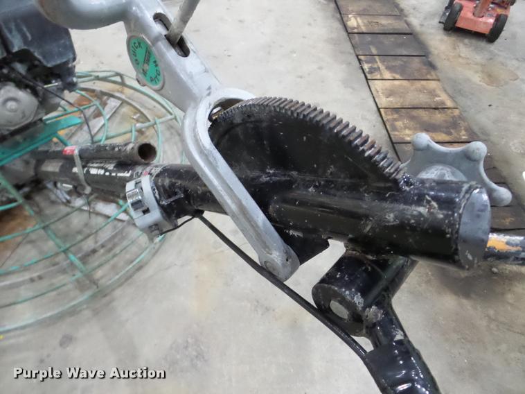 image for item DA7321 Whiteman HPLA46411H power trowel