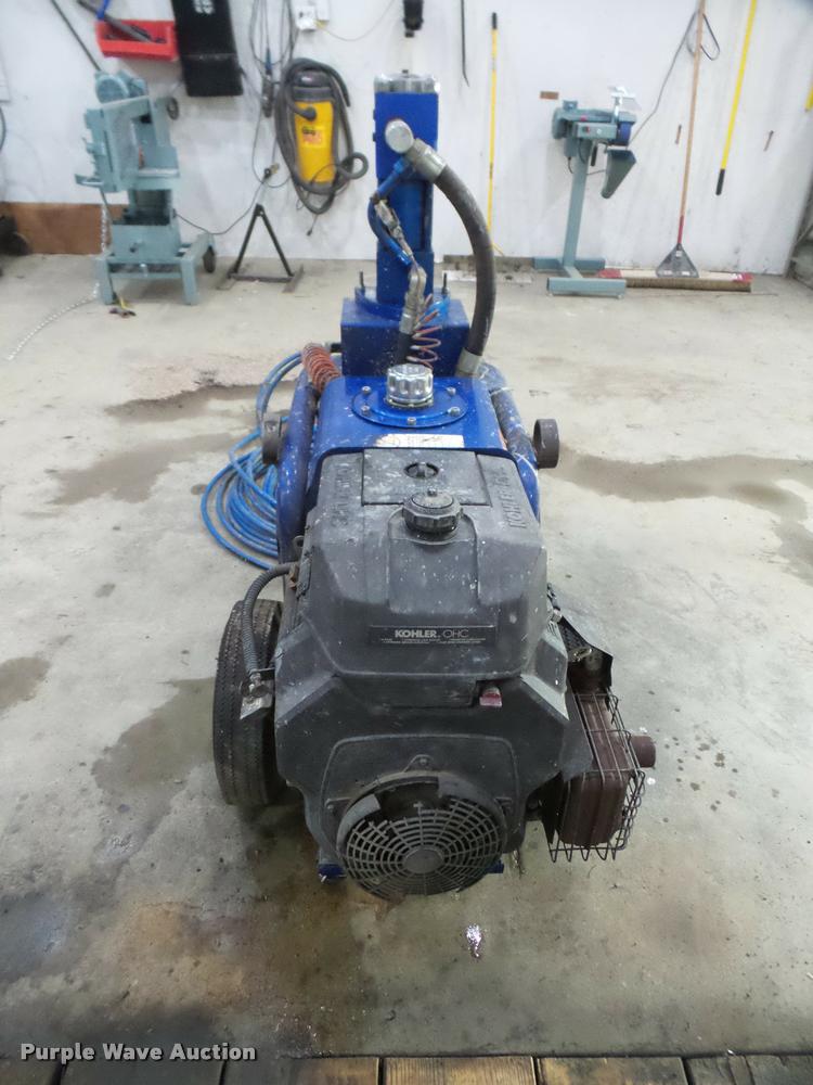 image for item DA7323 Grayco 833 sprayer