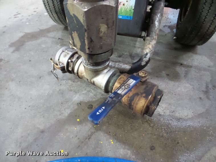 image for item DA7323 Grayco 833 sprayer