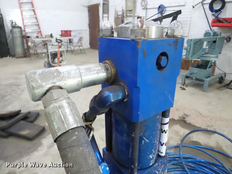 image for item DA7323 Grayco 833 sprayer