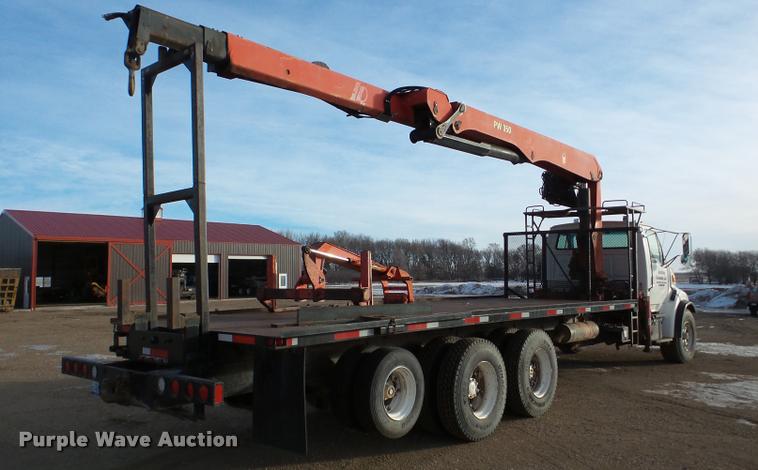 image for item DA7324 1997 Ford LT9513 Louisville 113 crane truck