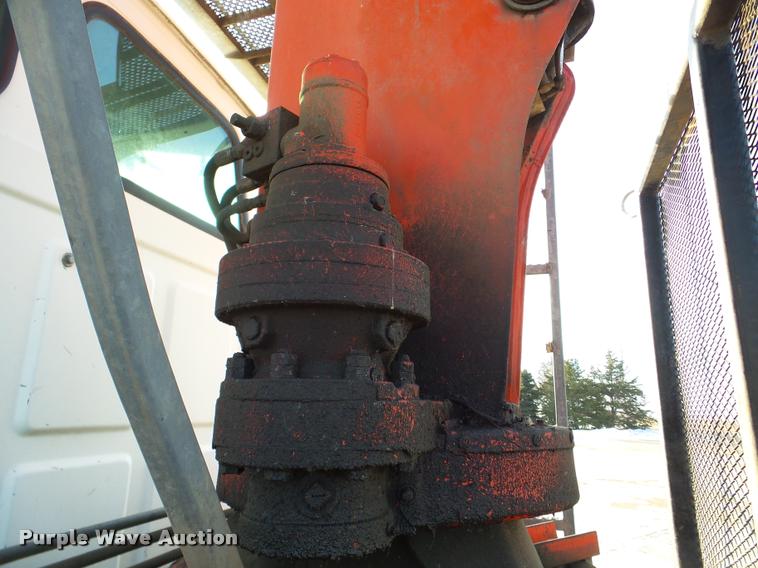 image for item DA7324 1997 Ford LT9513 Louisville 113 crane truck