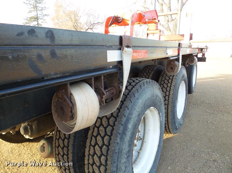 image for item DA7324 1997 Ford LT9513 Louisville 113 crane truck