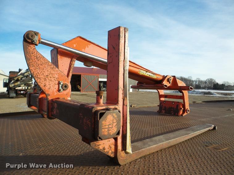 image for item DA7324 1997 Ford LT9513 Louisville 113 crane truck