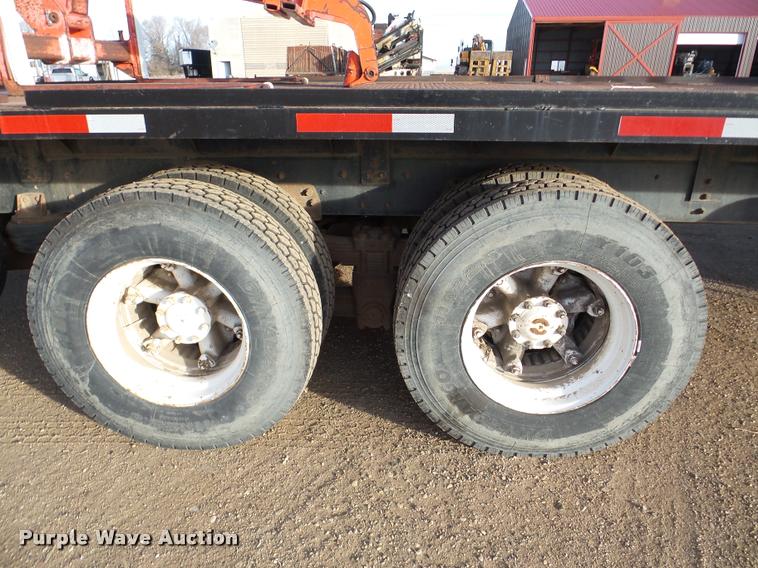 image for item DA7324 1997 Ford LT9513 Louisville 113 crane truck