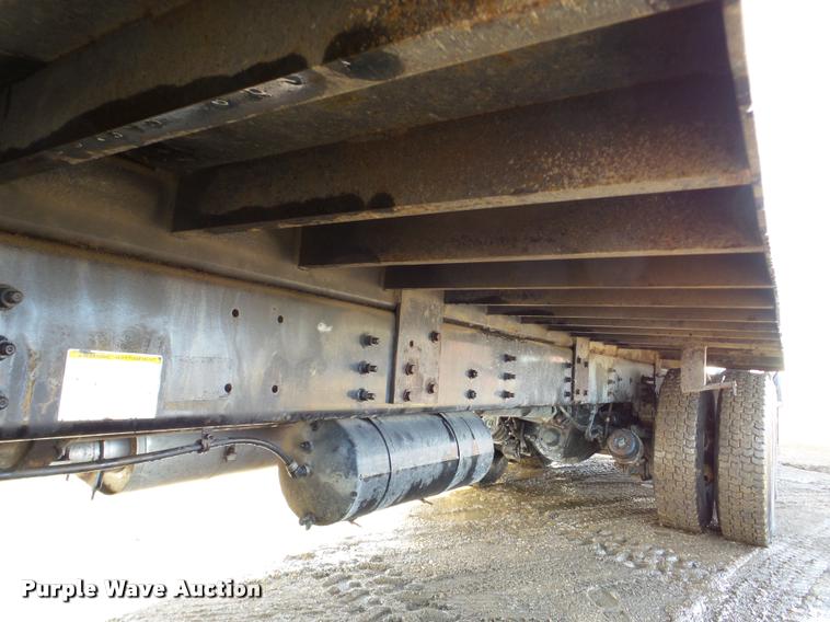 image for item DA7325 2000 Sterling L9513 crane truck