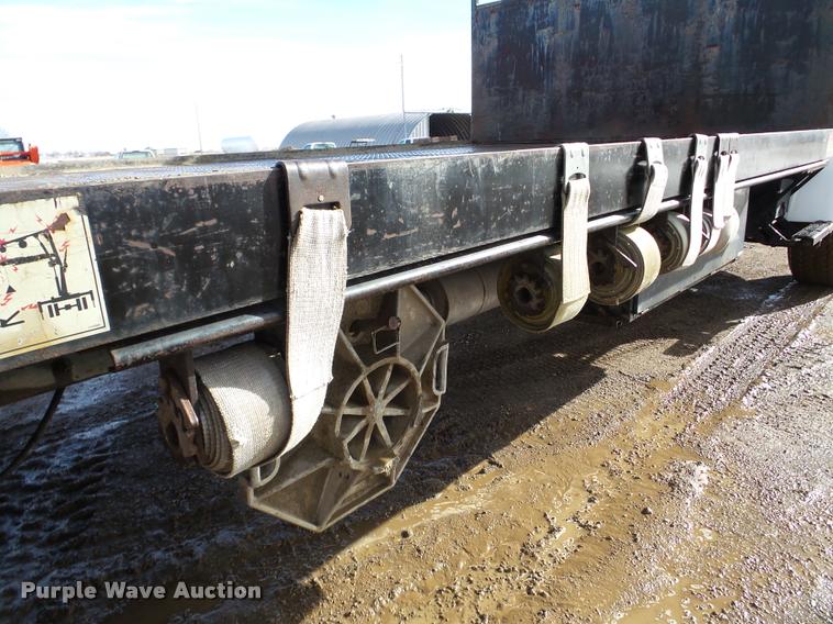 image for item DA7325 2000 Sterling L9513 crane truck