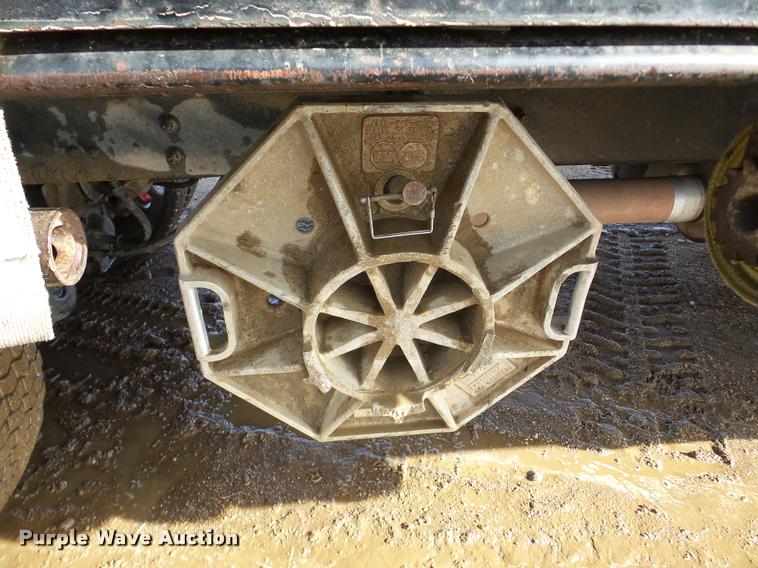 image for item DA7325 2000 Sterling L9513 crane truck