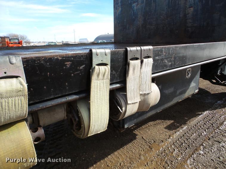 image for item DA7325 2000 Sterling L9513 crane truck