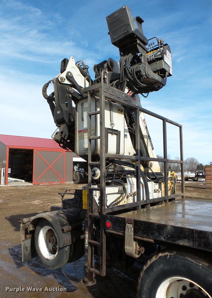 image for item DA7325 2000 Sterling L9513 crane truck