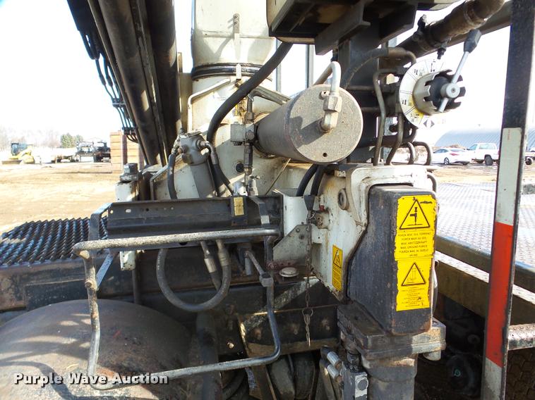 image for item DA7325 2000 Sterling L9513 crane truck