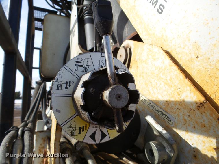 image for item DA7325 2000 Sterling L9513 crane truck