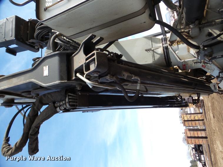 image for item DA7325 2000 Sterling L9513 crane truck