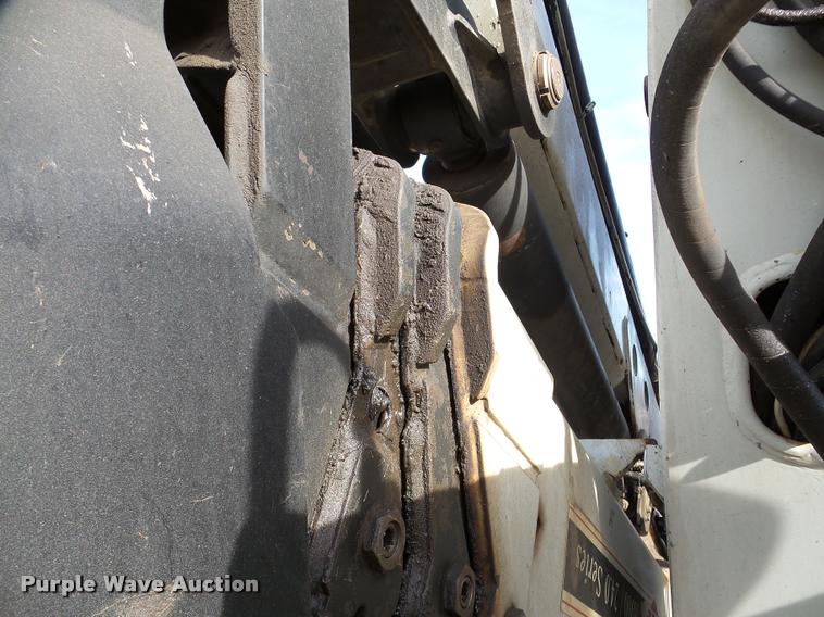 image for item DA7325 2000 Sterling L9513 crane truck