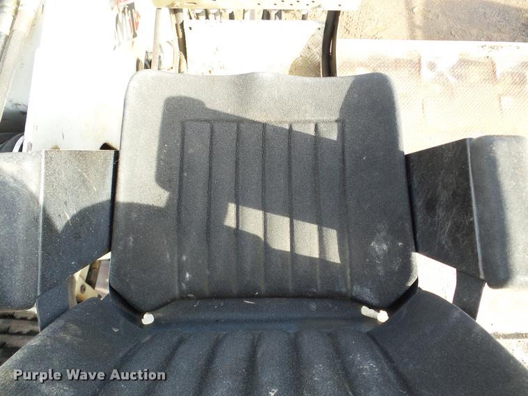 image for item DA7325 2000 Sterling L9513 crane truck