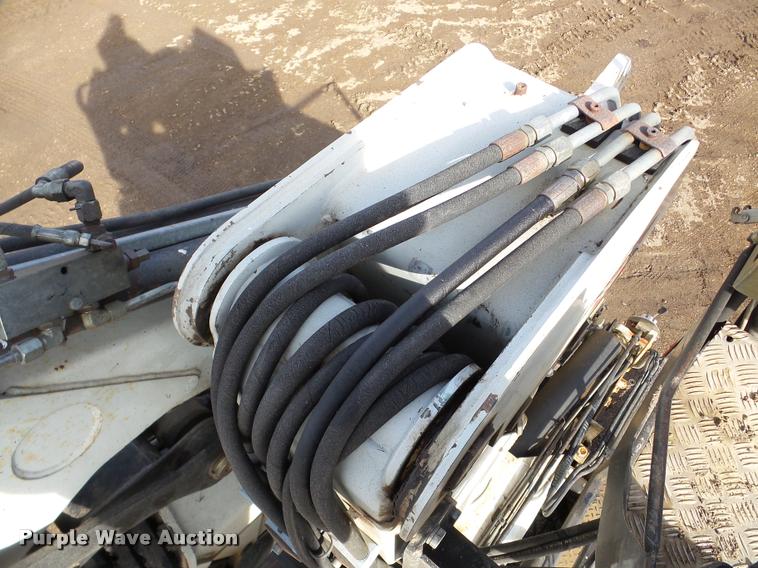 image for item DA7325 2000 Sterling L9513 crane truck