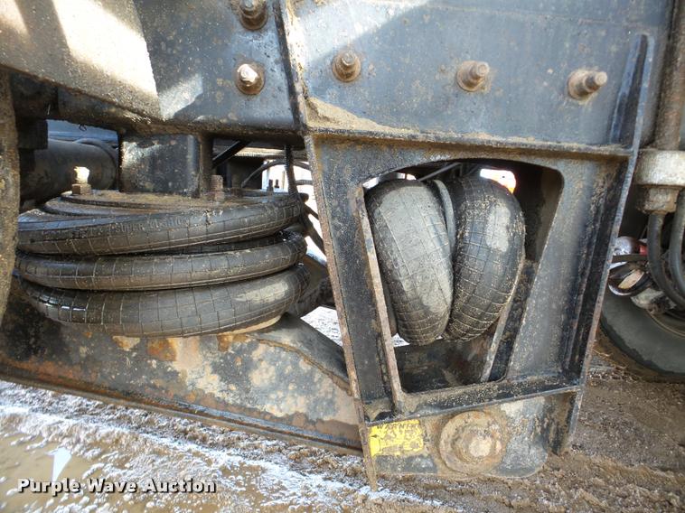 image for item DA7325 2000 Sterling L9513 crane truck