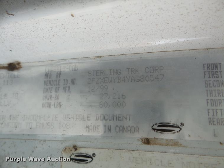 image for item DA7325 2000 Sterling L9513 crane truck