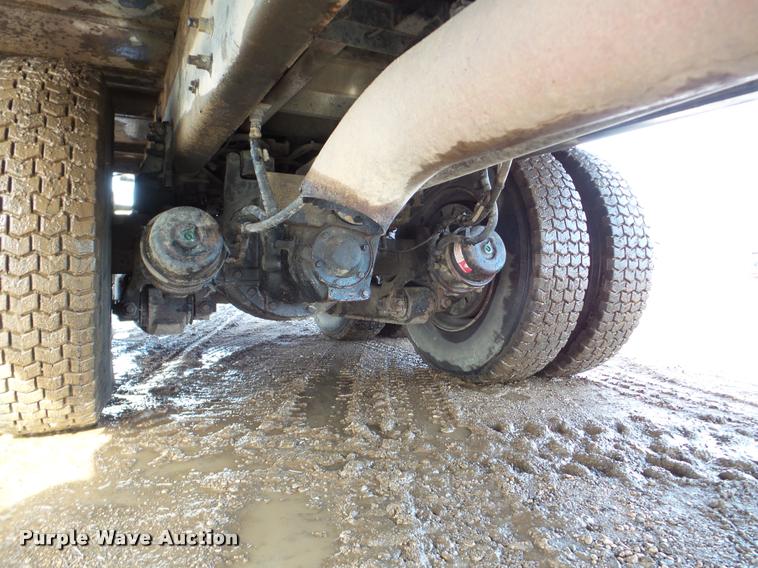 image for item DA7325 2000 Sterling L9513 crane truck