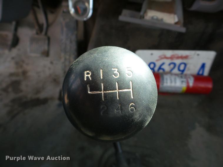 image for item DA7326 1999 Ford F800 dump flatbed truck