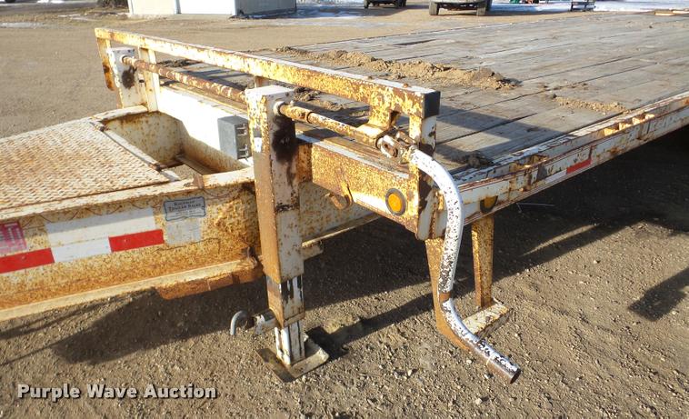 image for item DA7327 2007 Kaufman equipment trailer