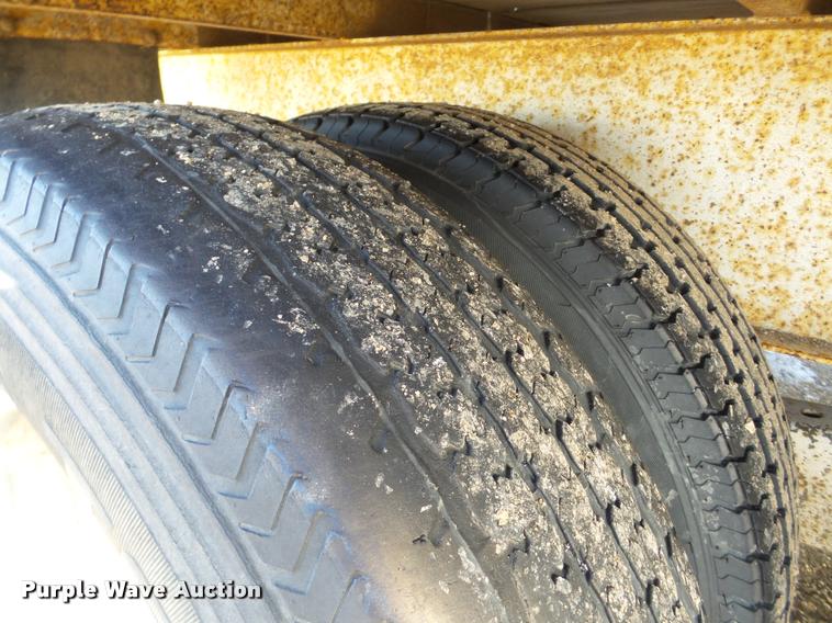 image for item DA7327 2007 Kaufman equipment trailer